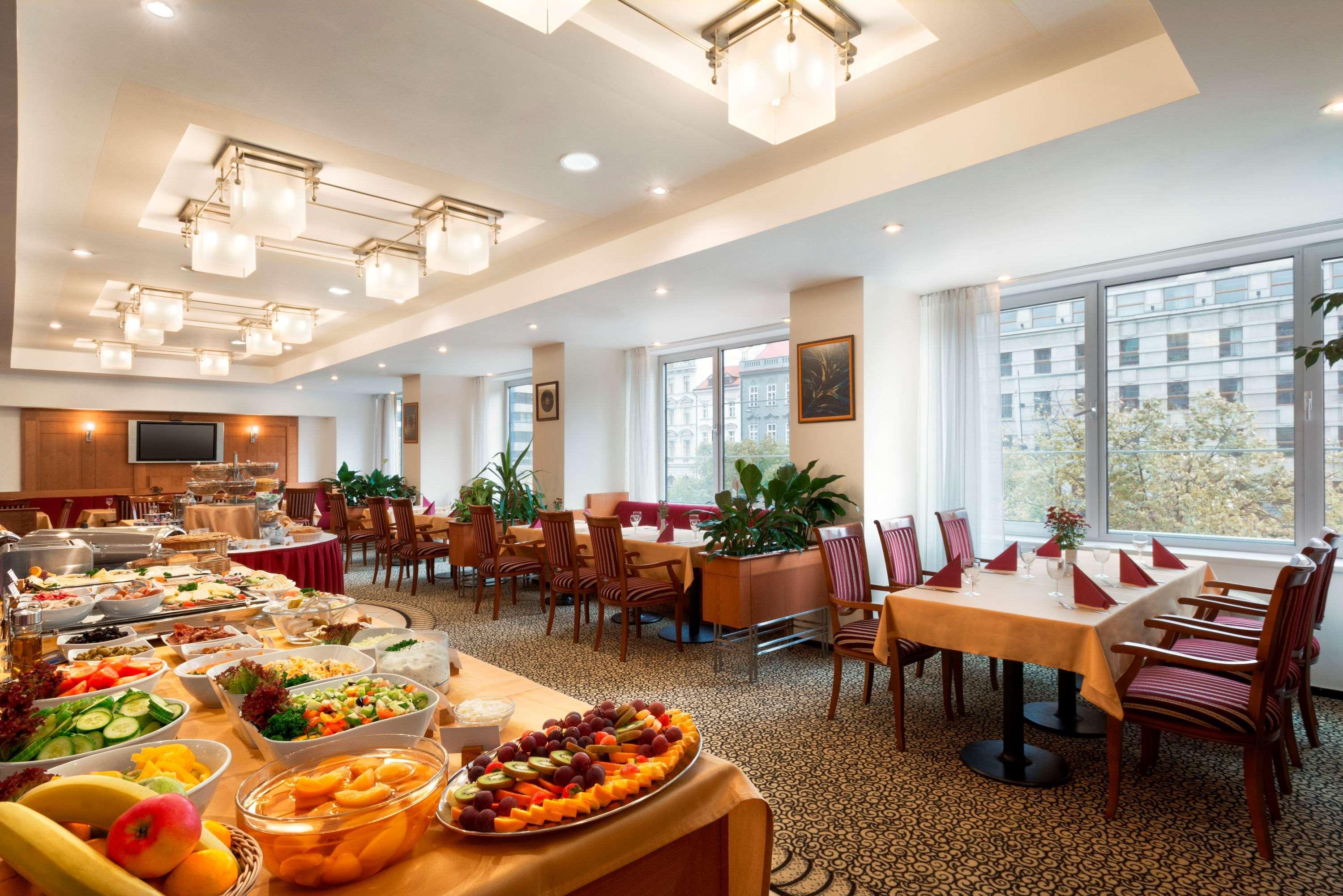 Ramada Prague City Centre Exterior photo