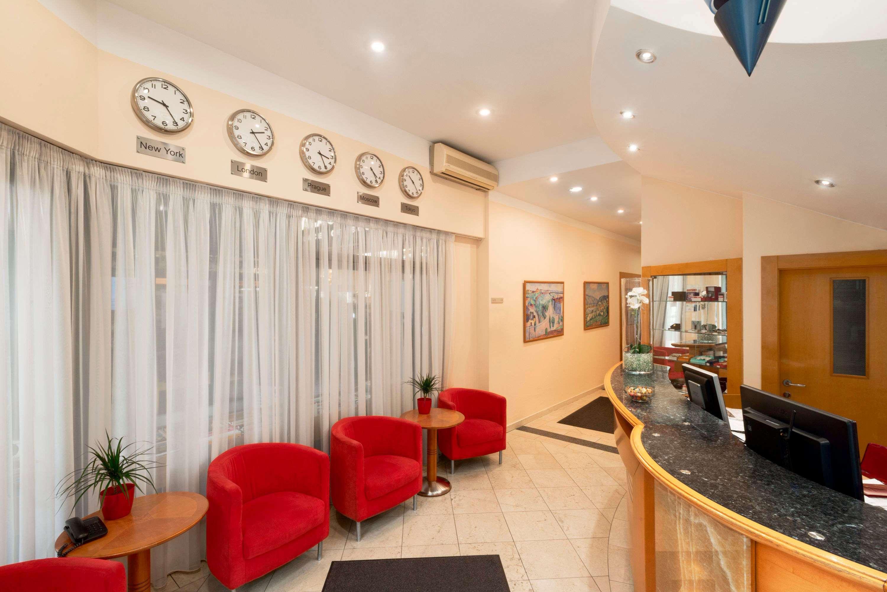 Ramada Prague City Centre Exterior photo