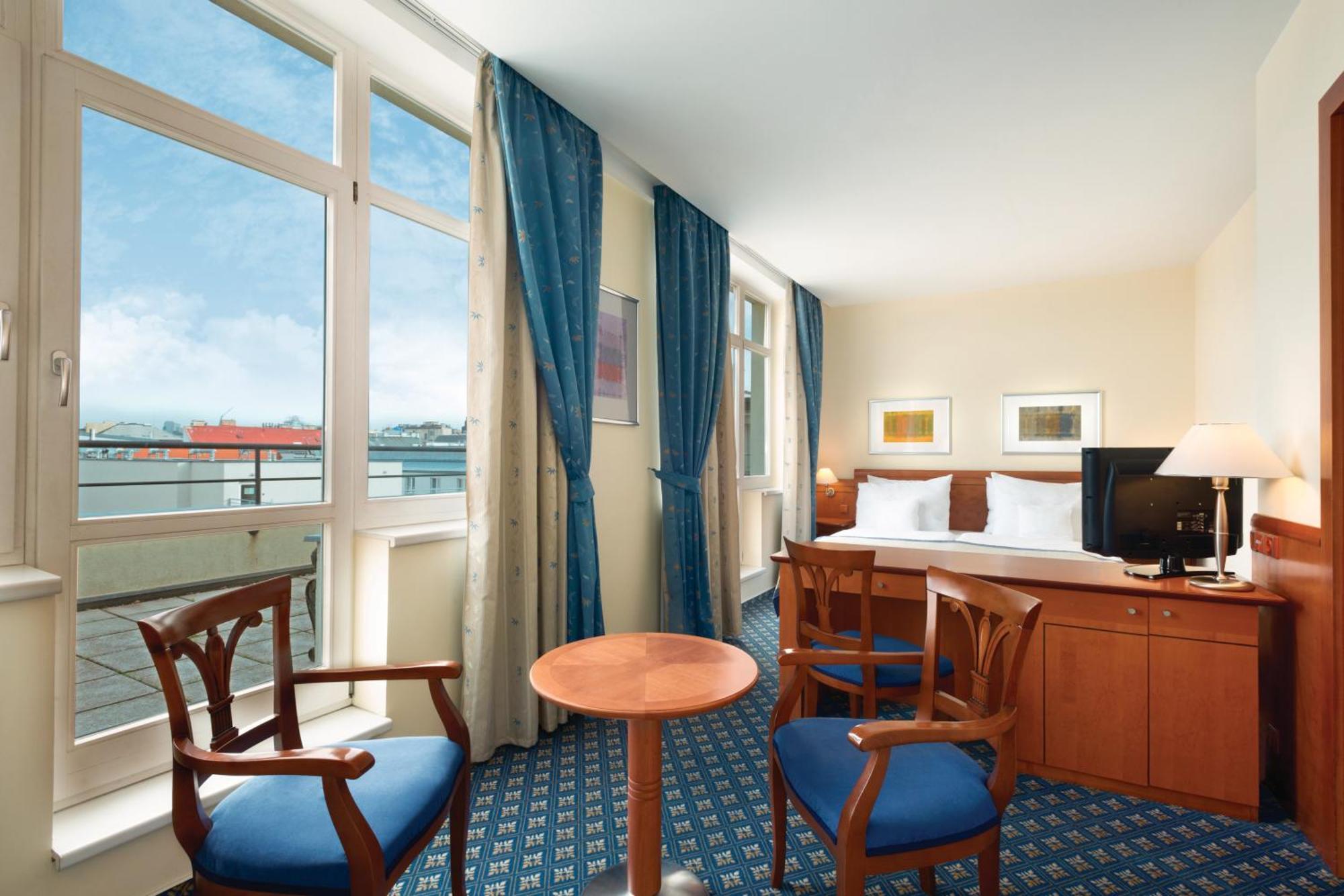 Ramada Prague City Centre Exterior photo