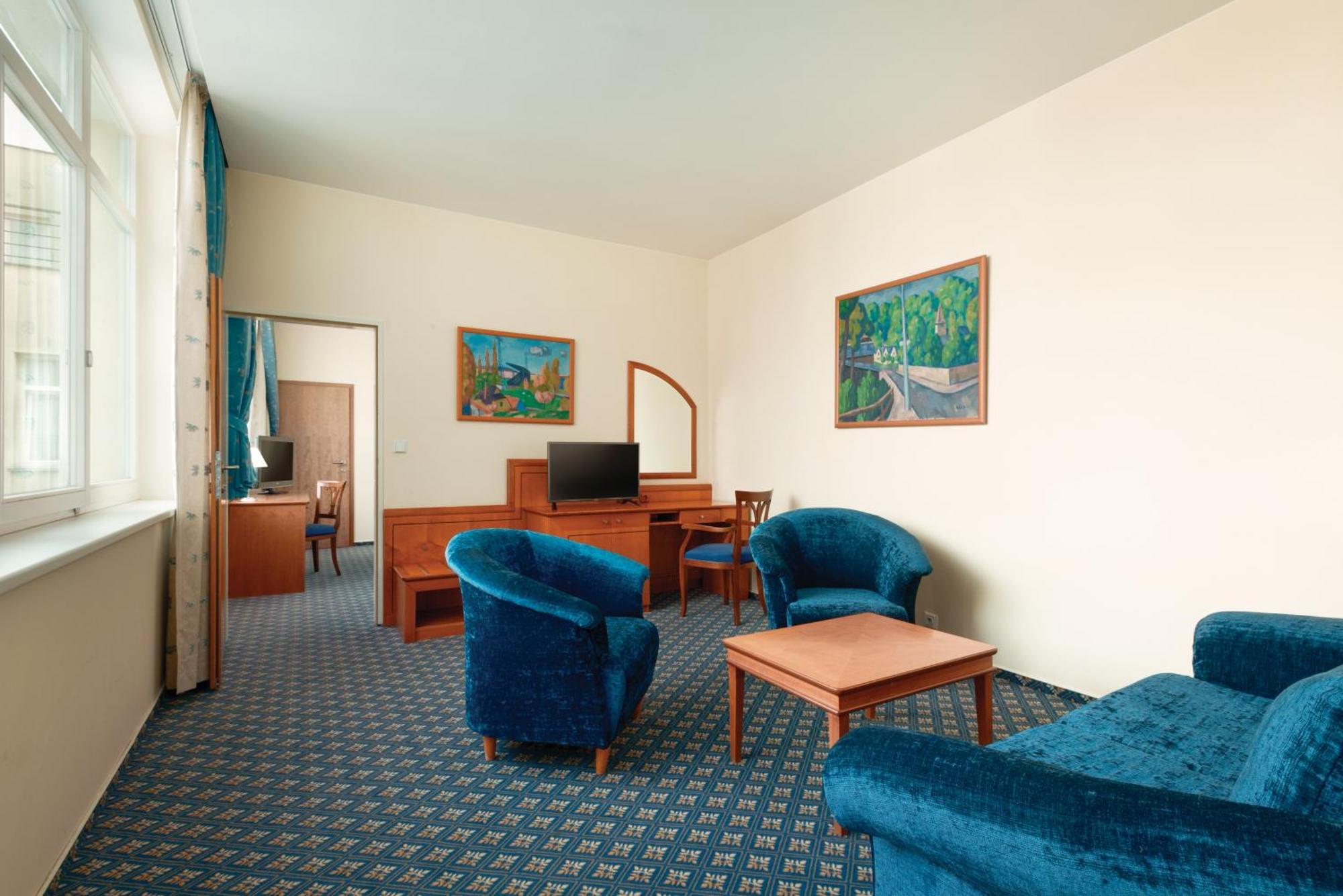 Ramada Prague City Centre Exterior photo
