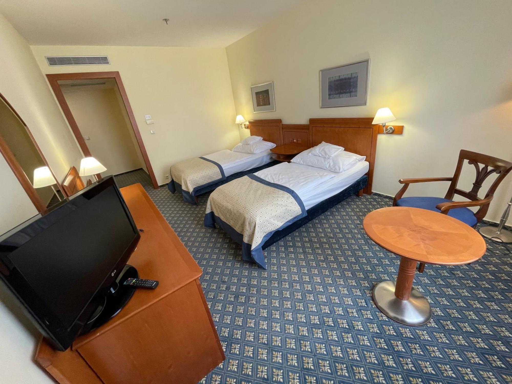 Ramada Prague City Centre Exterior photo