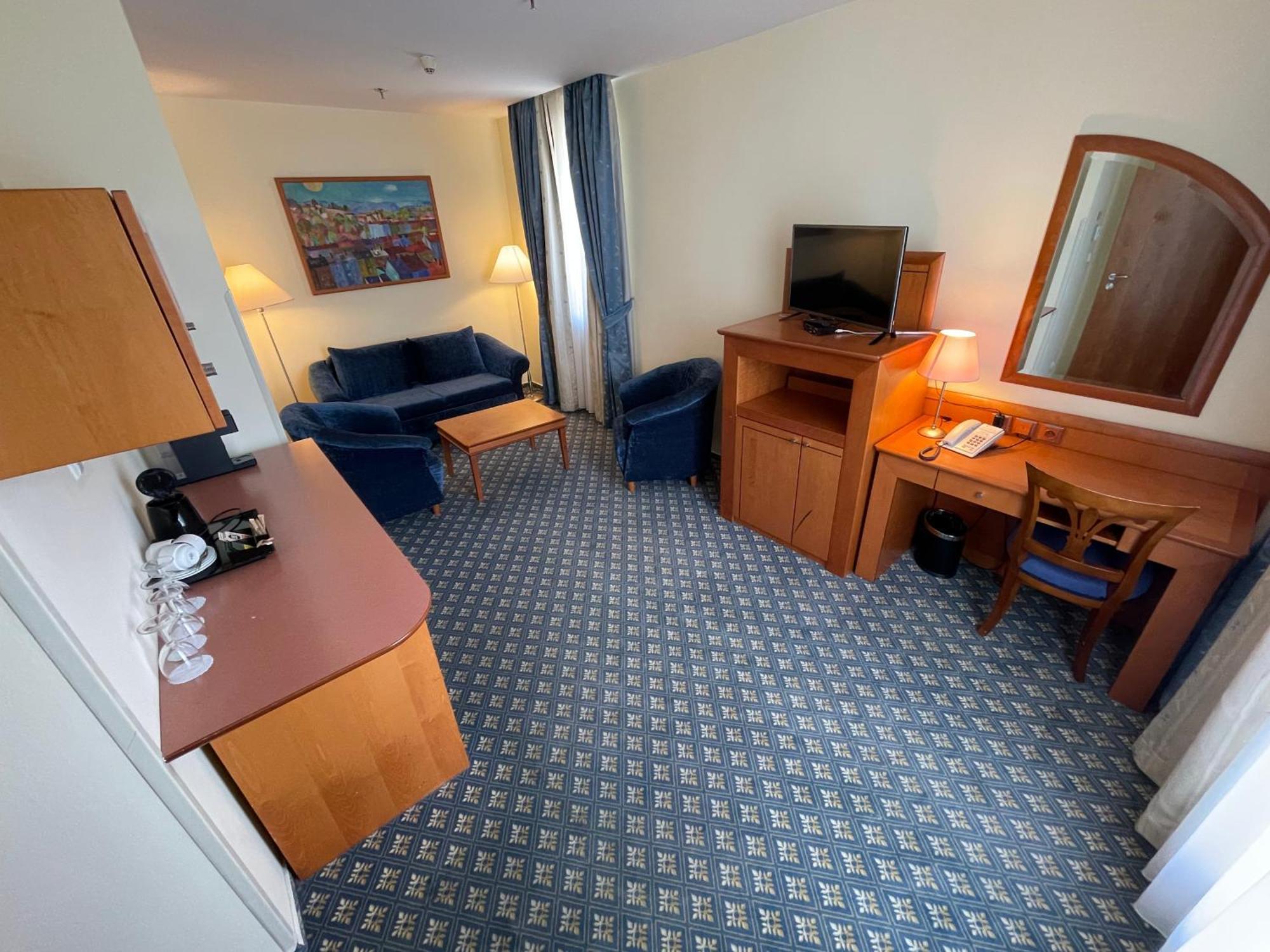 Ramada Prague City Centre Exterior photo