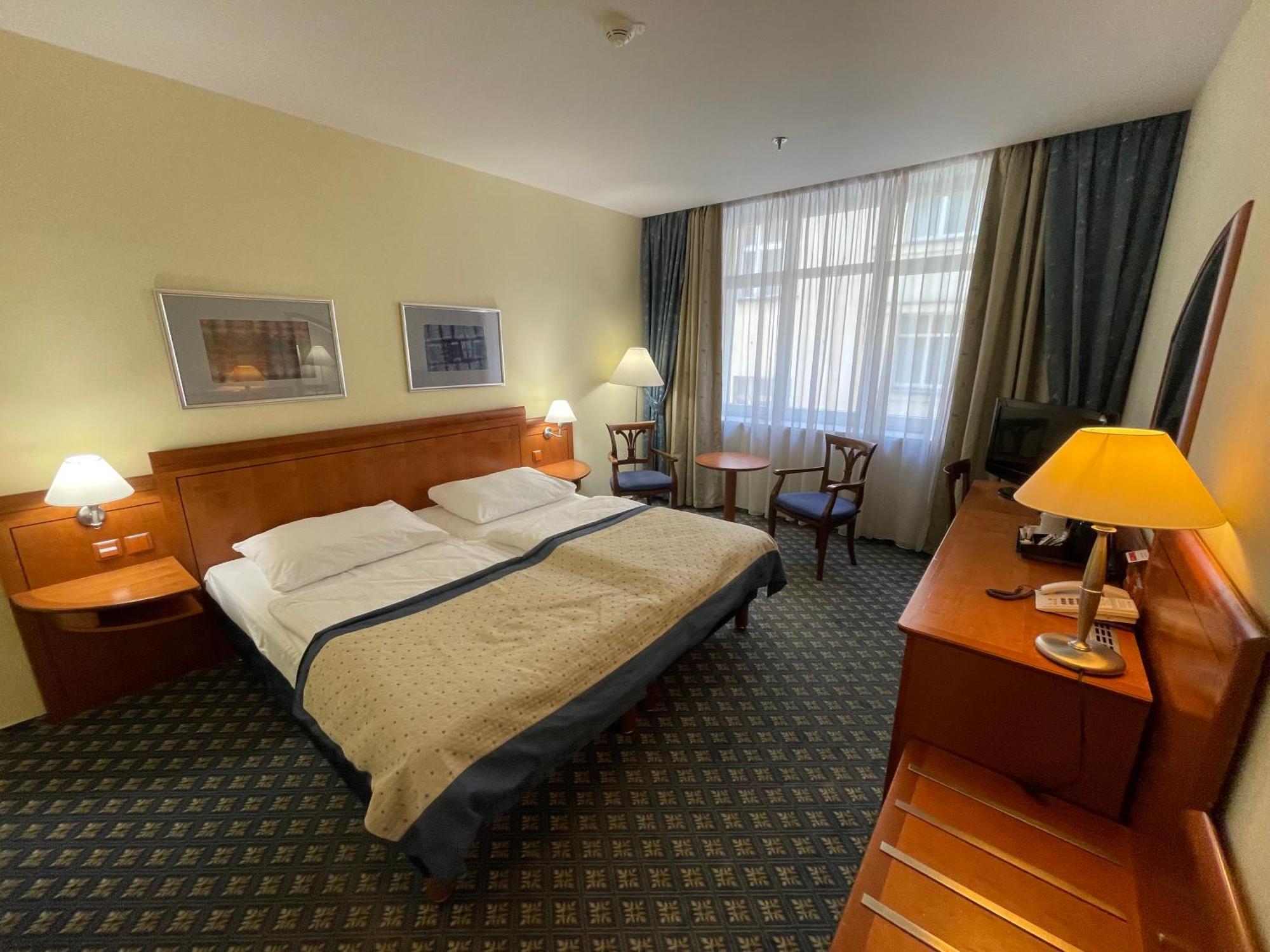 Ramada Prague City Centre Exterior photo