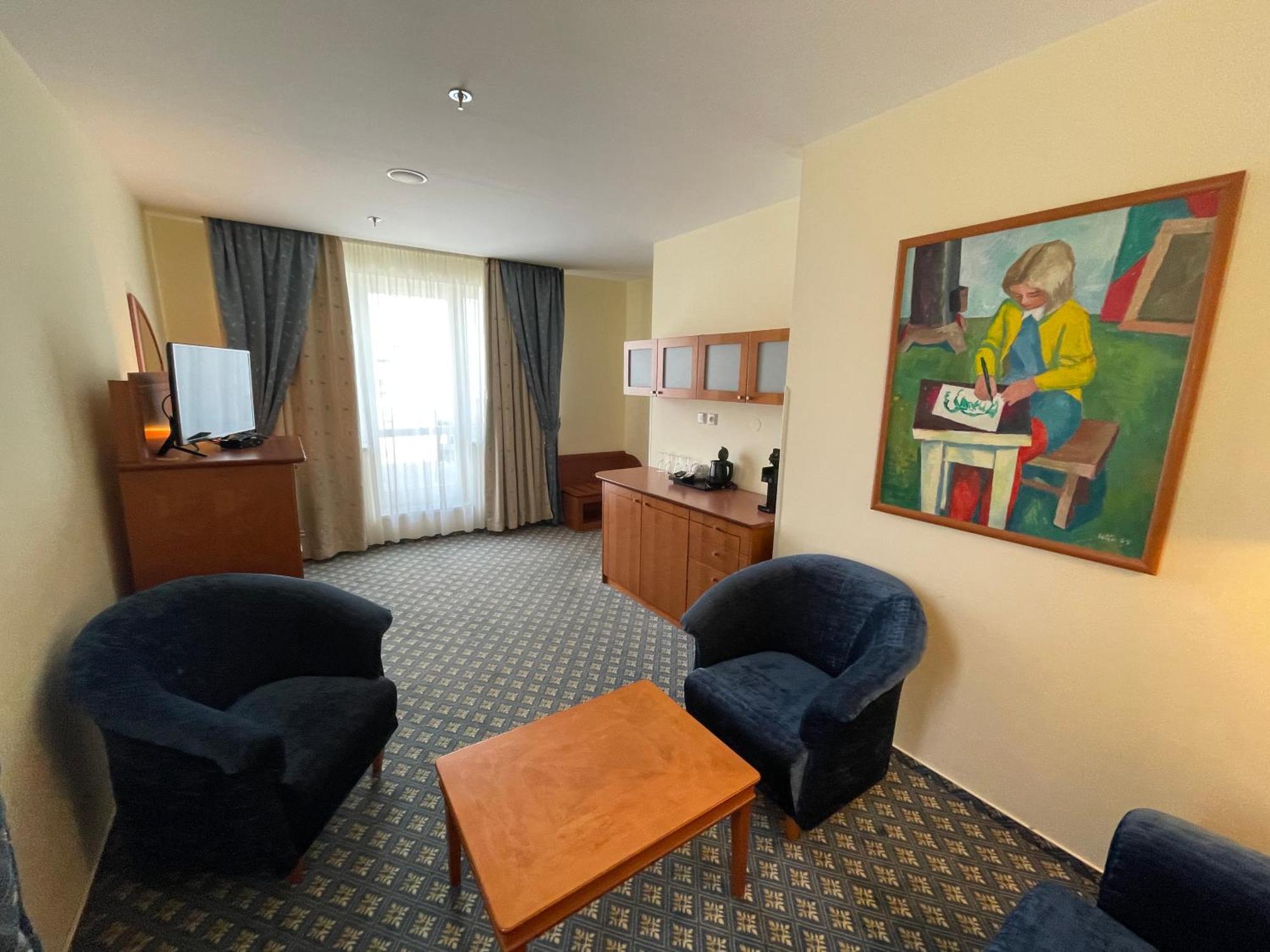 Ramada Prague City Centre Exterior photo