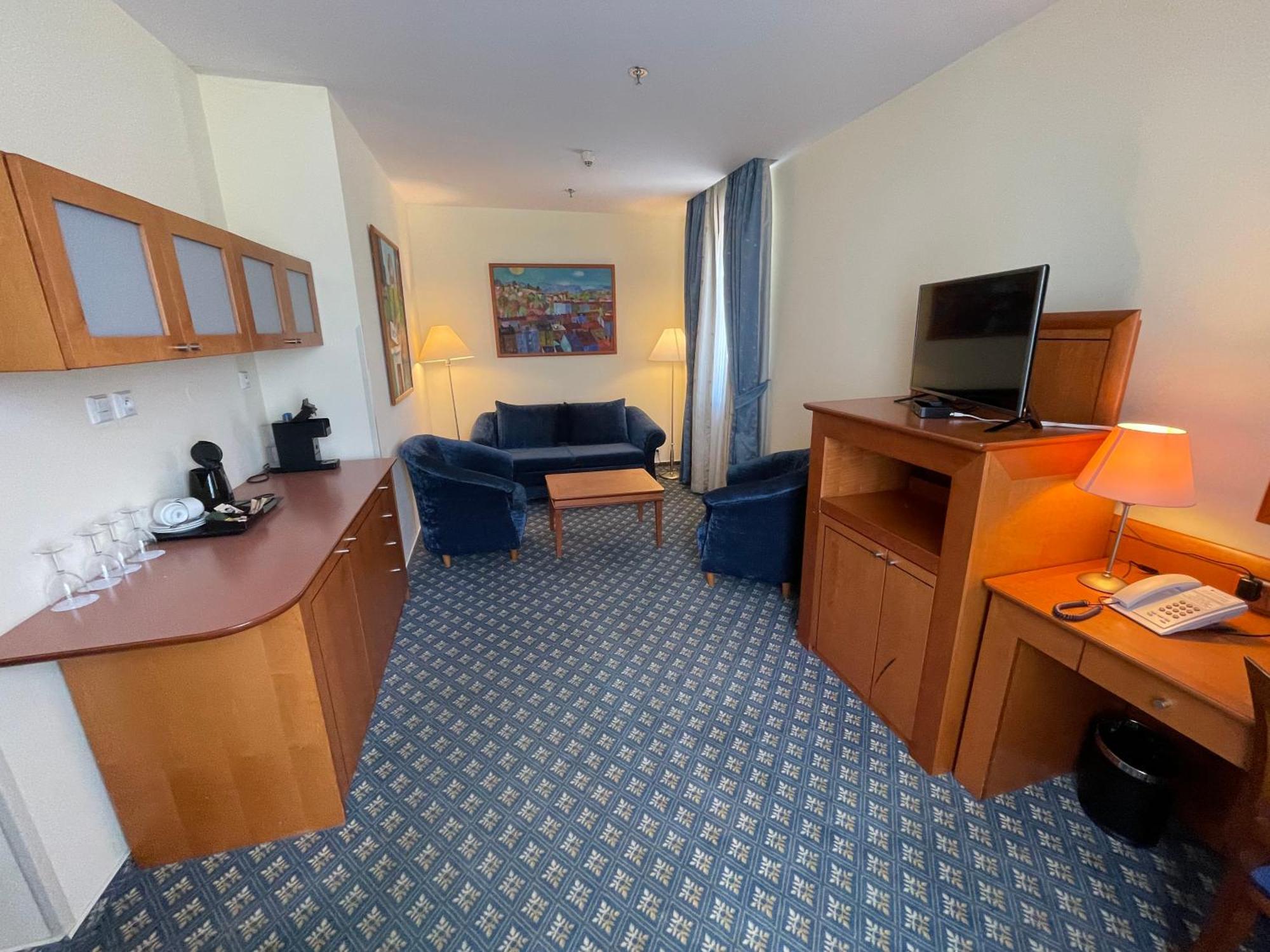 Ramada Prague City Centre Exterior photo