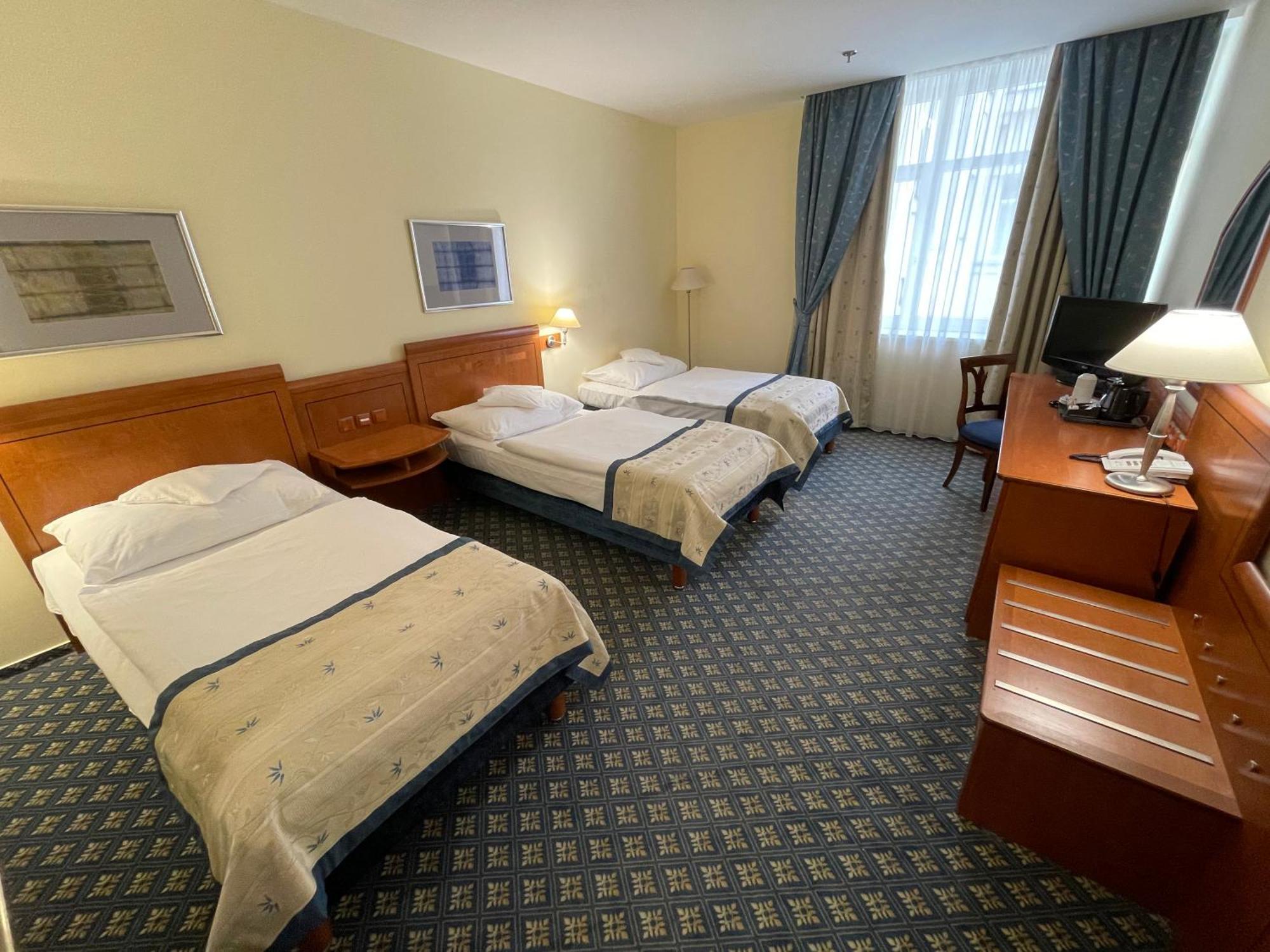 Ramada Prague City Centre Exterior photo